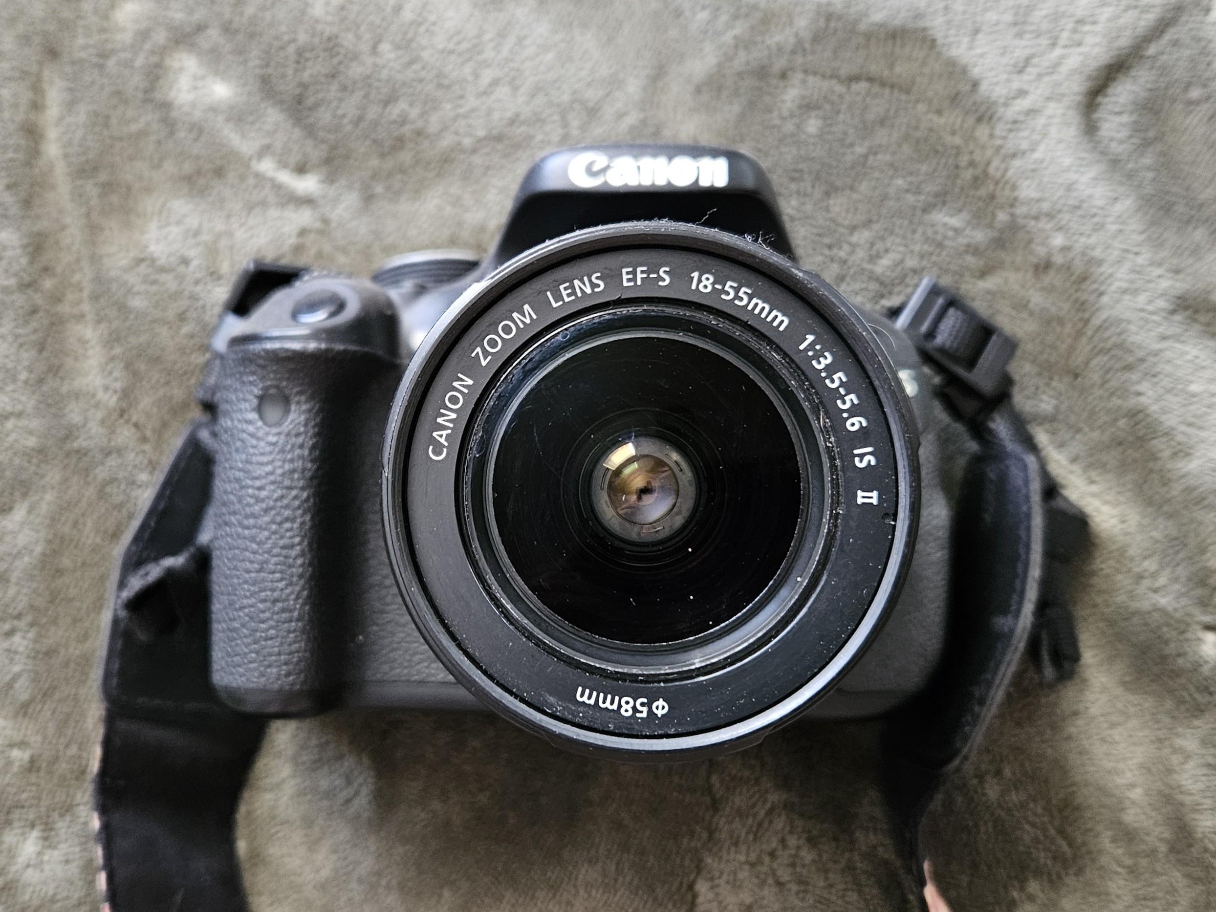 canon eos rebel T3i (camera)