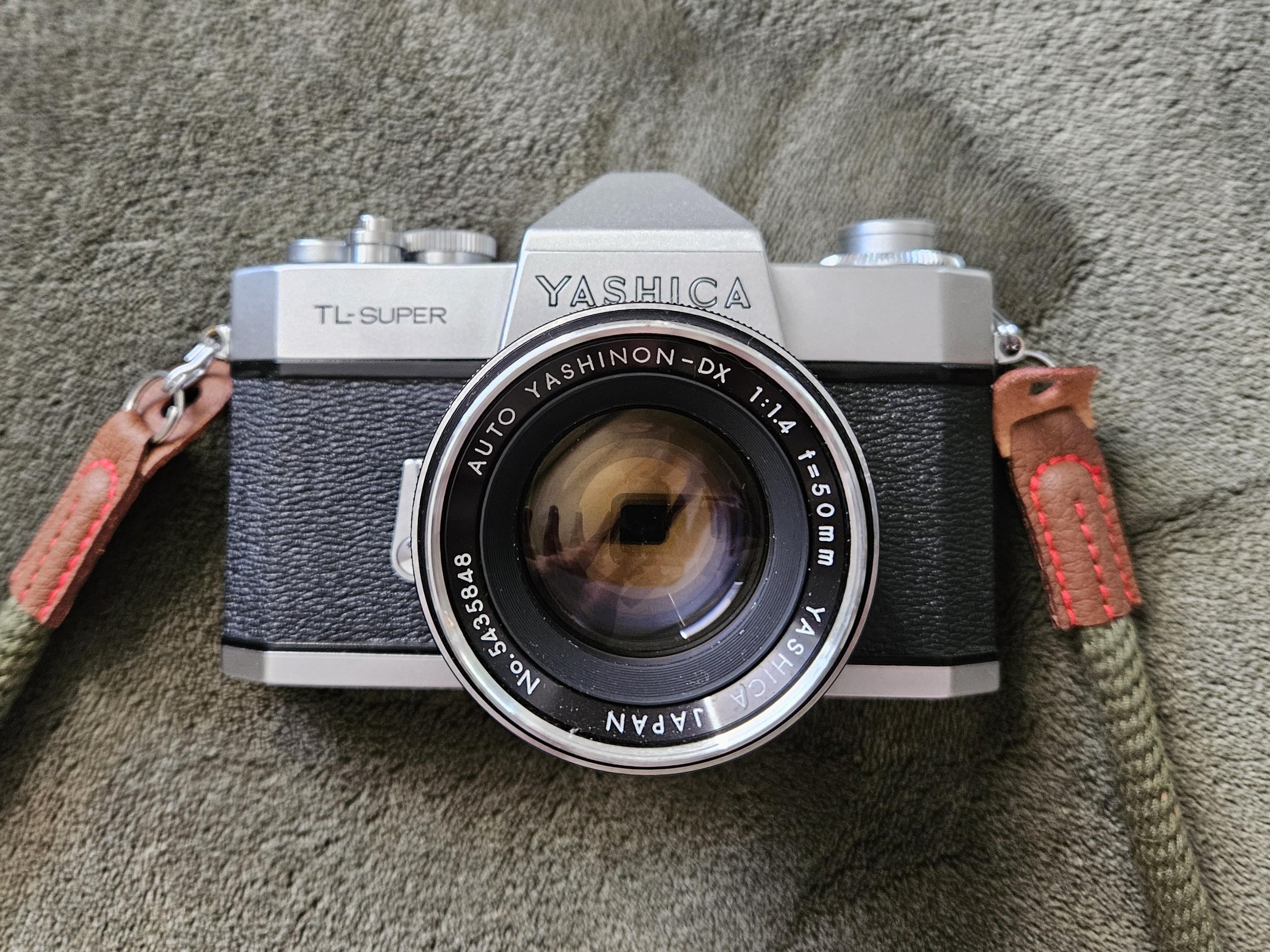 yashica tl-super (camera)